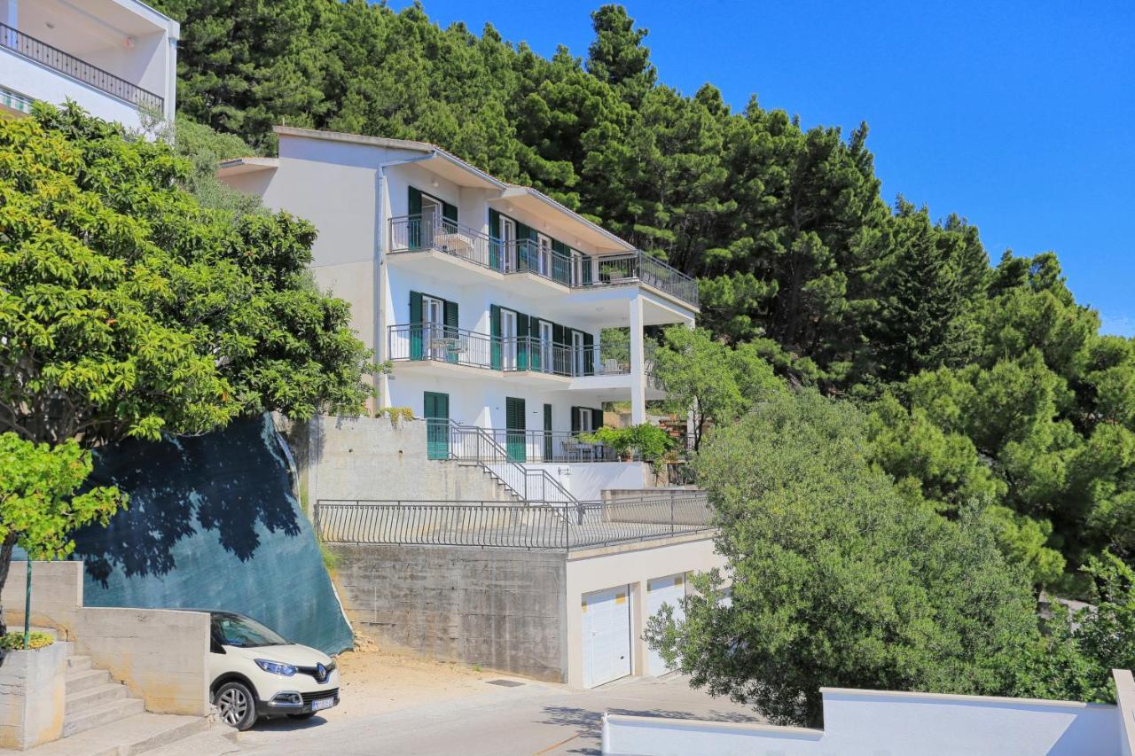 Apartments With A Parking Space Brela, Makarska - 6043 ภายนอก รูปภาพ