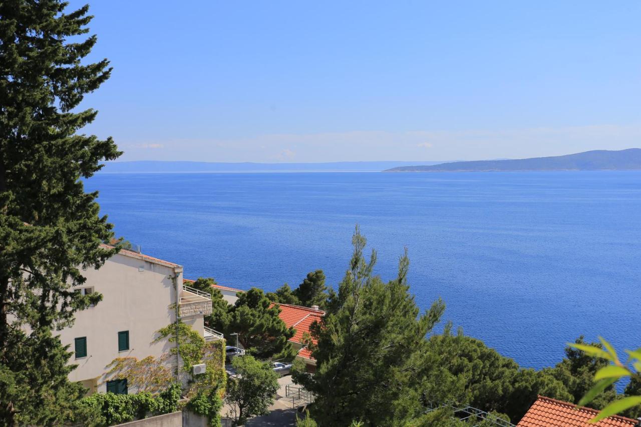 Apartments With A Parking Space Brela, Makarska - 6043 ภายนอก รูปภาพ